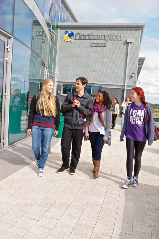 England_College_Students